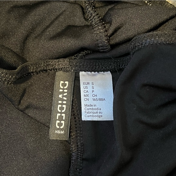 Textured Mesh Puff Sleeve Mini Dress - Picture 5 of 6